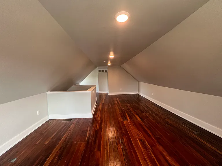 4330 Spring Grove Ave #5 — Photo 9