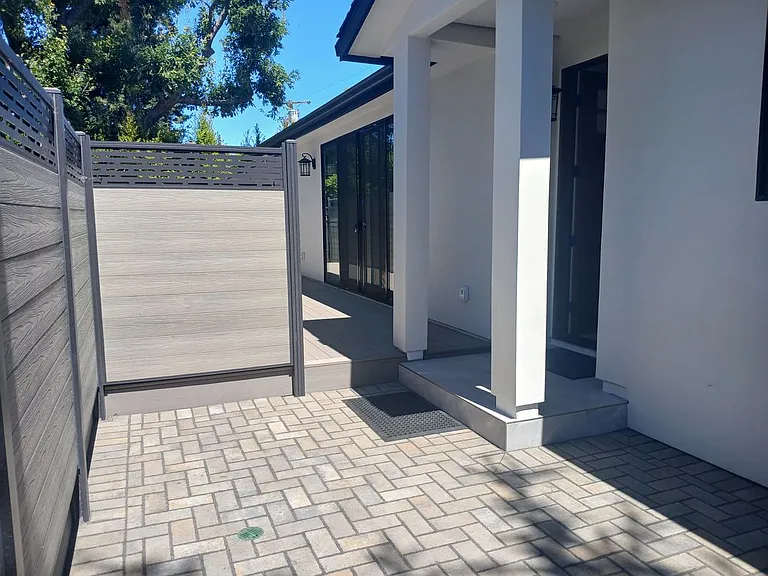 523 Lancaster Way #A — Photo 2