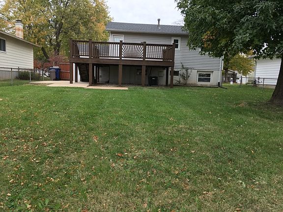 3rd image of 1488 Boardwalk Ave