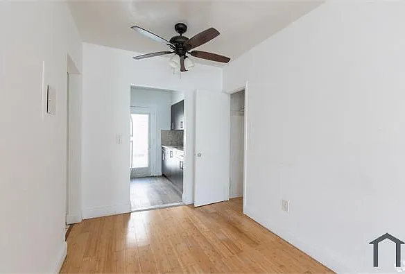 2 bed, 720 sqft, $2,200 — Photo 3
