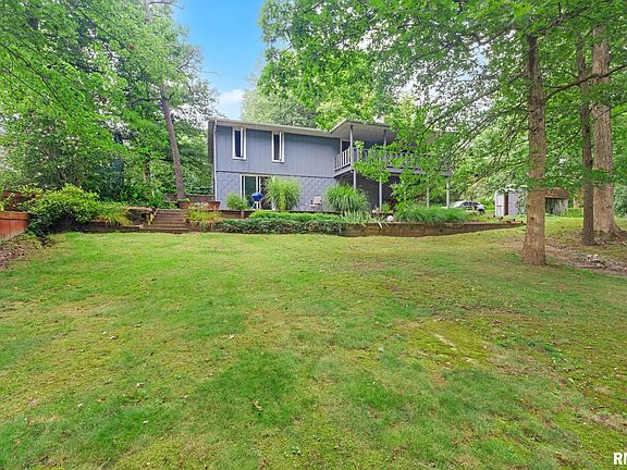 5th image of 501 Whispering Oaks Dr