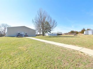 211 D And R Ln, Beaufort, MO 63013