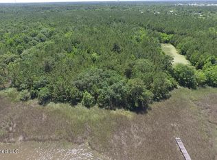 2078 Lazy Ln, Bay Saint Louis, MS 39520