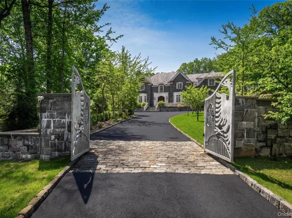 3 Vincent Lane, Armonk, NY 10504