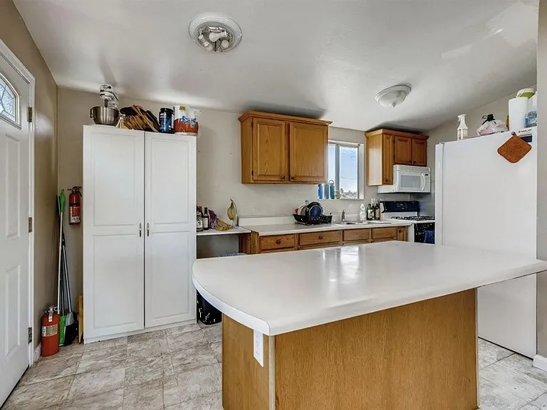 Common kitchen space