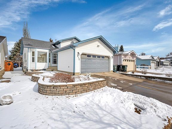 2nd image of 212 Regency Dr