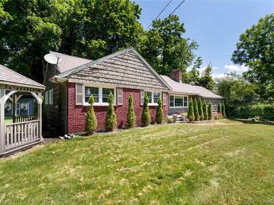 11 Quaker Path, Stony Brook, NY, 11790