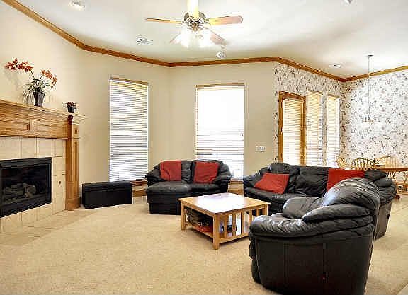 5th image of 3216 Hillsdale Ct