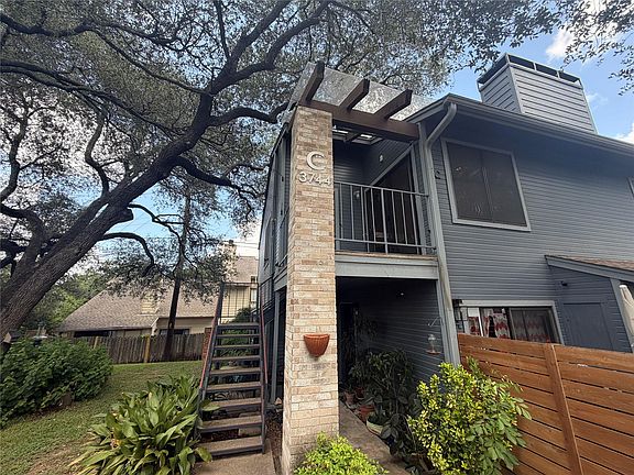 5th image of 3744 Valley View Rd APT C