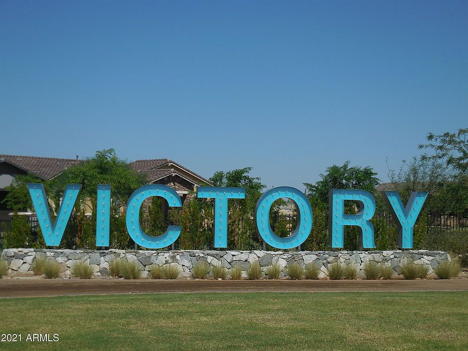 1st image of 20718 W Hillcrest Blvd