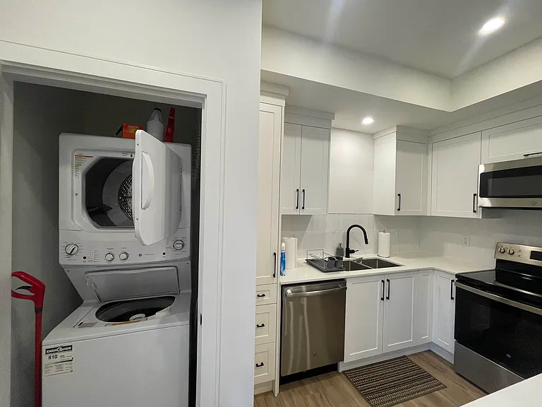 1965X 76a Ave — Photo 9