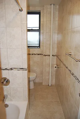 Rented by Halvatzis Realty | media 3