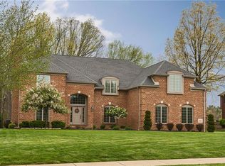 44 Cherry Hill Ct, Canfield, OH