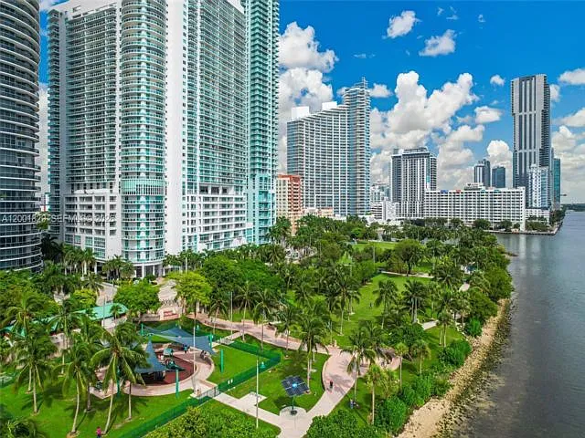 2001 Biscayne Blvd #2617 — Photo 3