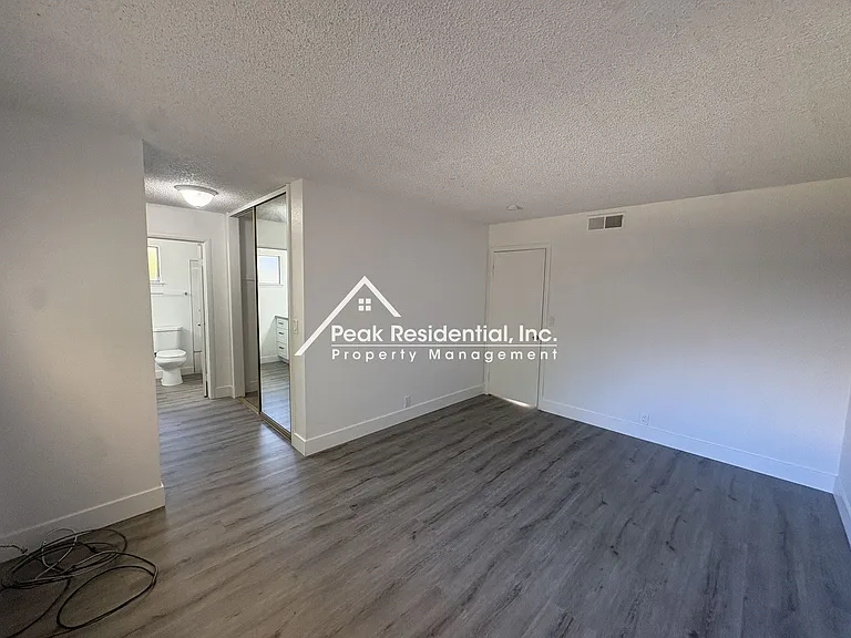 10926 Scotsman Way — Photo 12