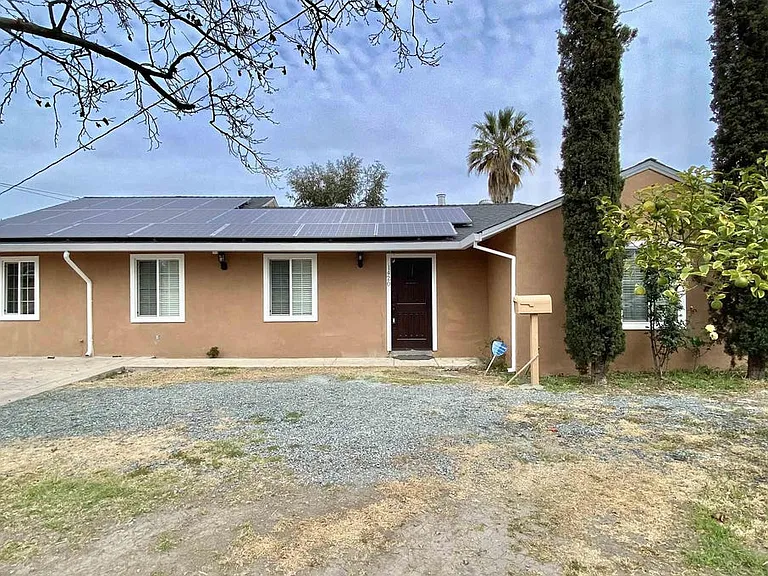 1414 San Carlos Ave — Photo 116