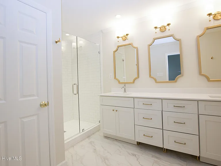 131 Racquet Ln — Photo 48