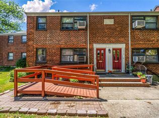 166-52 17th Rd #3127, Whitestone, NY 11357