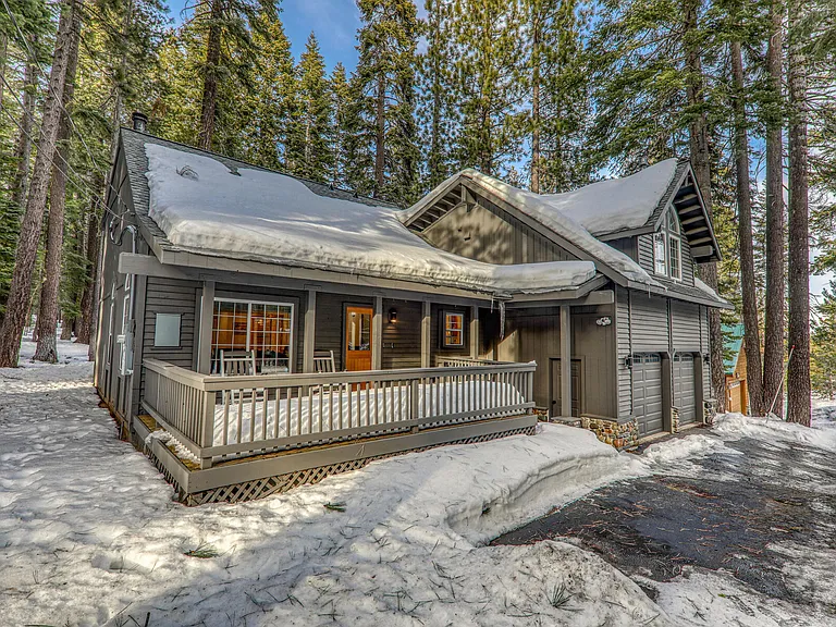 15040 Davos Dr — Photo 24