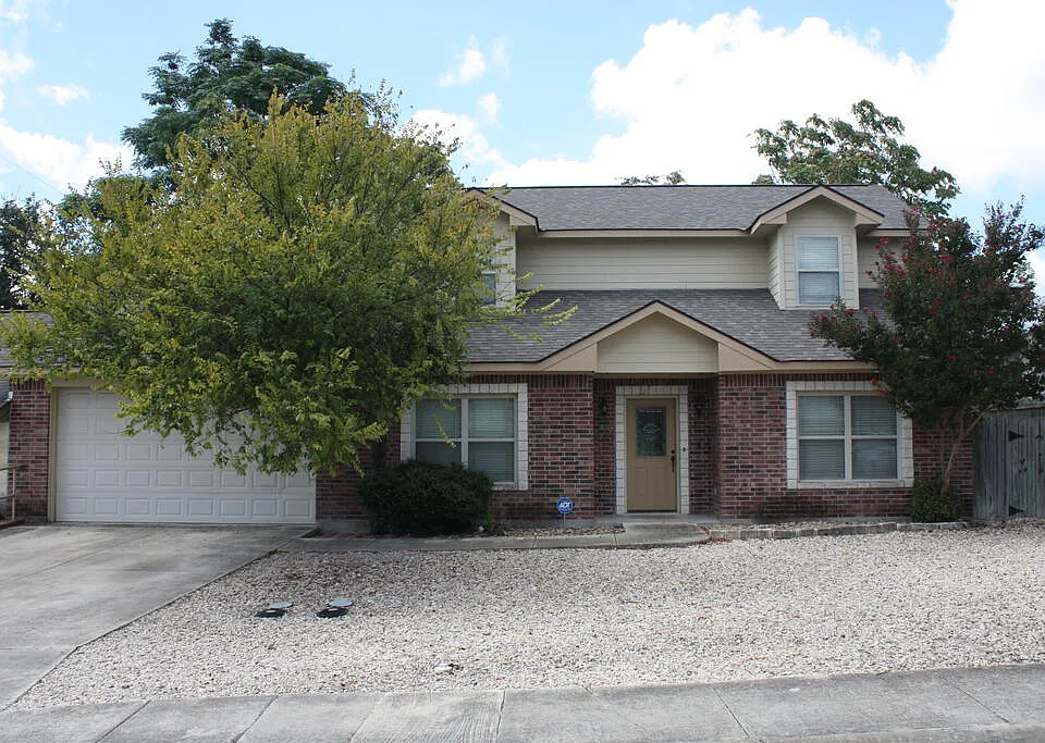 443 Yorktown Blvd
