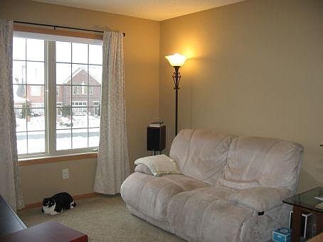 5th image of 11775 Vermillion St NE Unit B