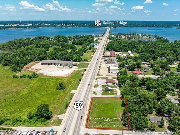 4th image of 59 Highway N