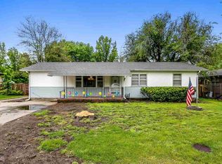 723 E High St, Towanda, KS 67144