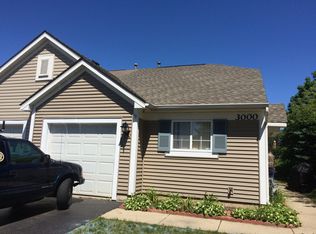 3000 Ronan Dr, Lake In The Hills, IL 60156