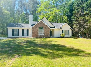 94 Malvern Hl, Sharpsburg, GA 30277