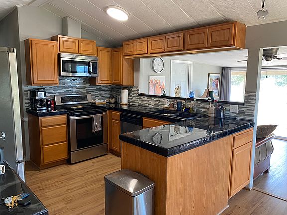 4th image of 315 Eagles Nest Dr