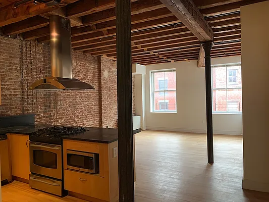 Rented by The Durst Organization | media 4