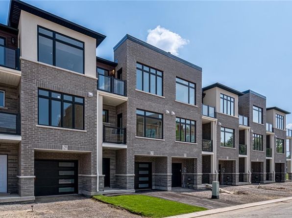 292 Vine St #81, Saint Catharines, ON L2M 7R5