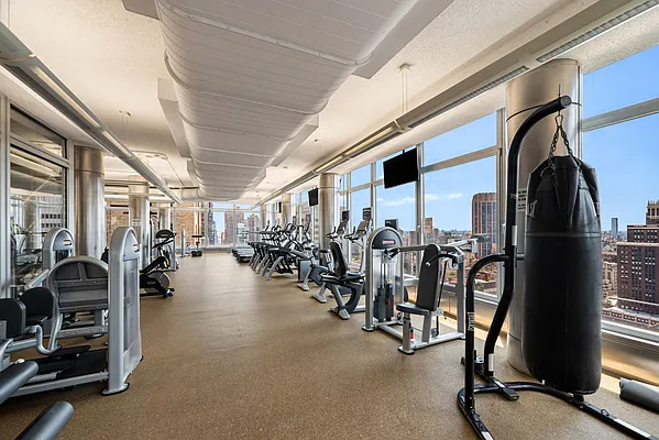 Rented by Compass | media 10