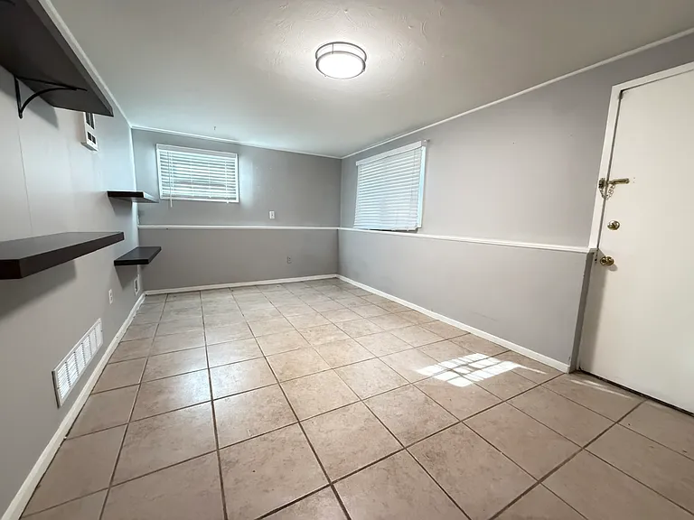 1030 Lakemont Rd — Photo 31