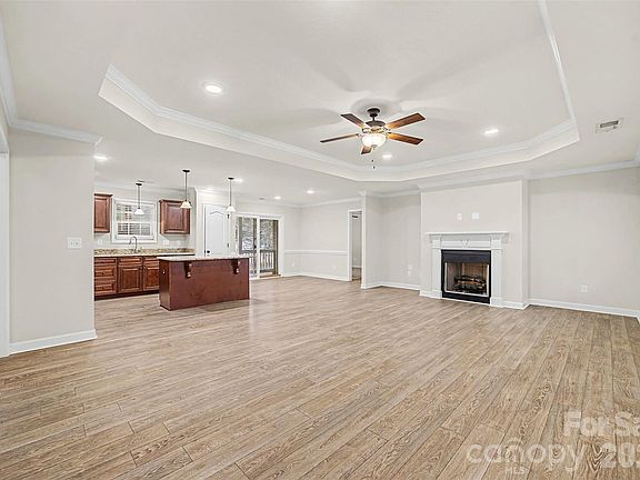 5th image of 786 Tirzah Rd