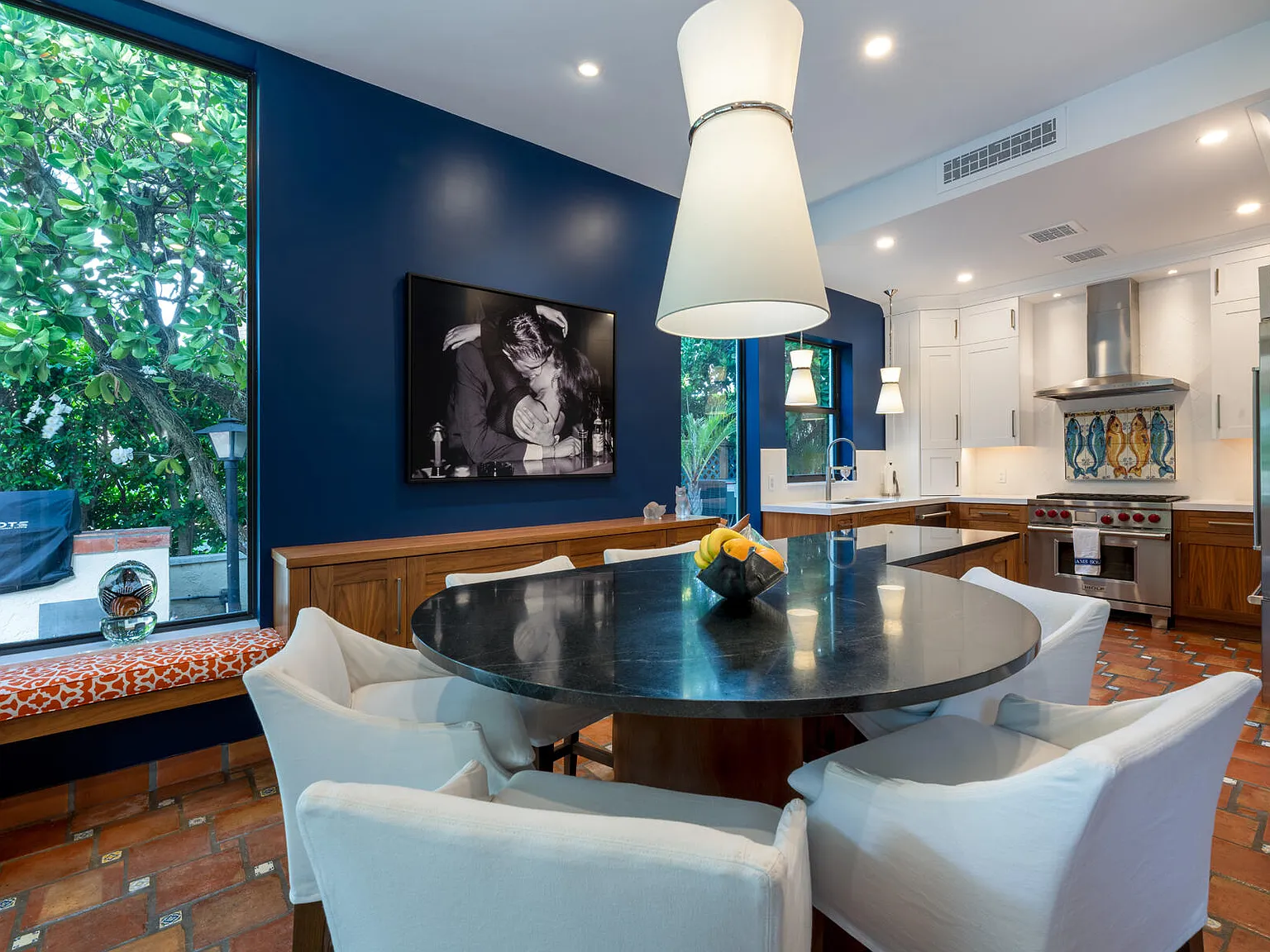 3 bed, 4.5 bath, 2903 sqft, $40,000 — Photo 1