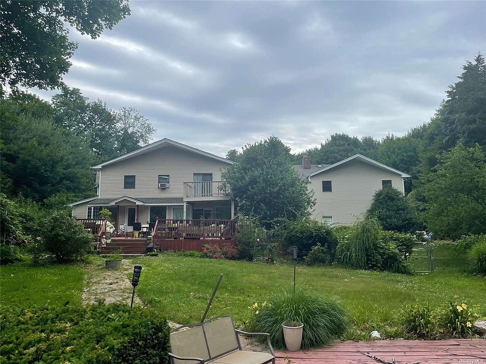 31 Greenlawn Rd, Huntington, NY 11743 MLS 3430362 Zillow