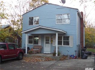 926 Hawkins Ave, Lake Grove, NY 11755