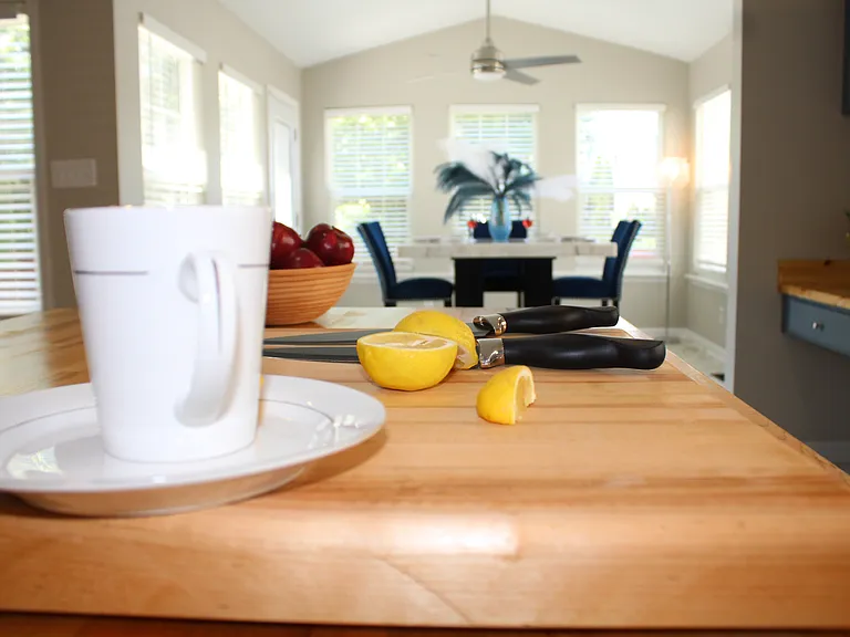 Kitchen island close to breakfast nook