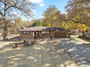 33844 N State Rd, Genoa, IL 60135