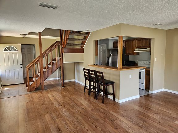 2nd image of 4856 Tunlaw Ct