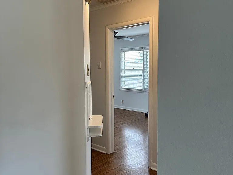 2815 E 36th Pl — Photo 5