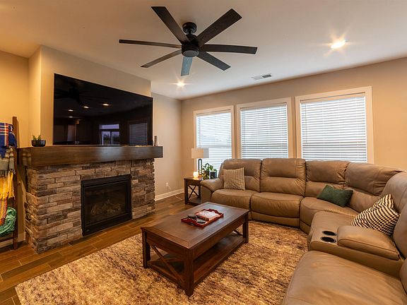 4th image of 5735 Brookstone Dr
