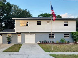 327 Country Club Dr, Oldsmar, FL 34677