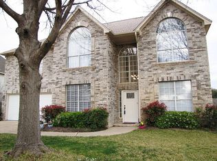 425 Keenland Dr, Georgetown, TX 78626