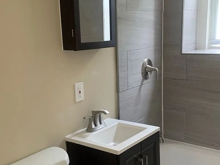 Blair Tudor Apartment Homes — Photo 19