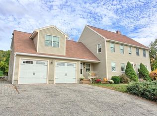 12 Observatory Rd, Methuen, MA 01844