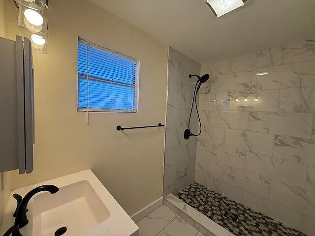 904 4th St #3 — Photo 17