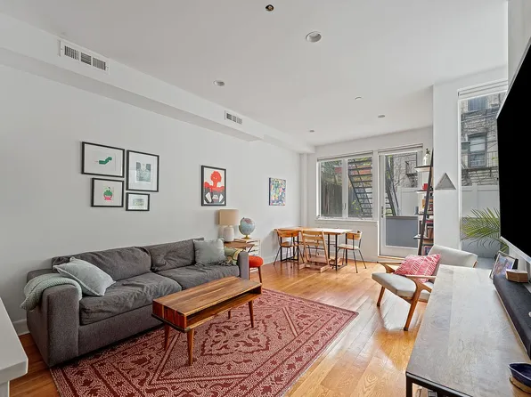 273 Clifton Pl #1B, Brooklyn, NY 11216