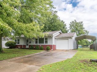 1635 E Latoka St, Springfield, MO 65804